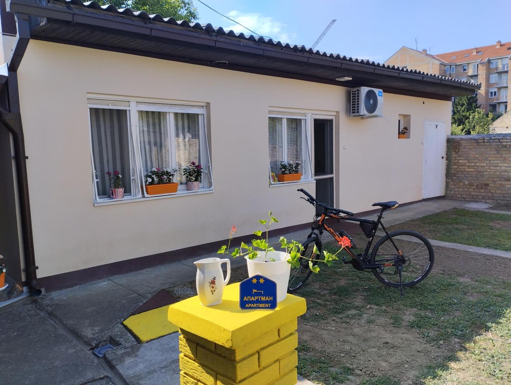 Cyclo Apartment Pinki باتشكا بالانكا المظهر الخارجي الصورة